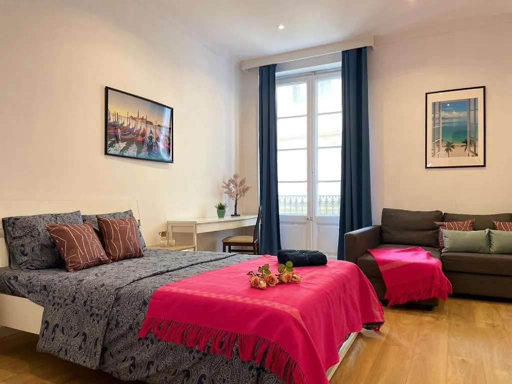 Barcelona Rambla Rooms 旅馆